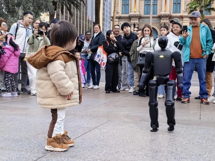 个人机器人时代来临，人形机器人如何走进日常生活(图5)
